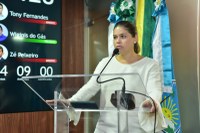 Carmem Júlia cobra pagamento de emendas impositivas 