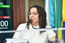 Marleide Cunha pede mais atenção a escolas municipais