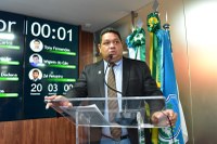 Omar Nogueira cobra editais de concursos públicos