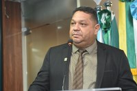 Omar Nogueira volta a cobrar asfaltamento de ruas no Santa Helena 