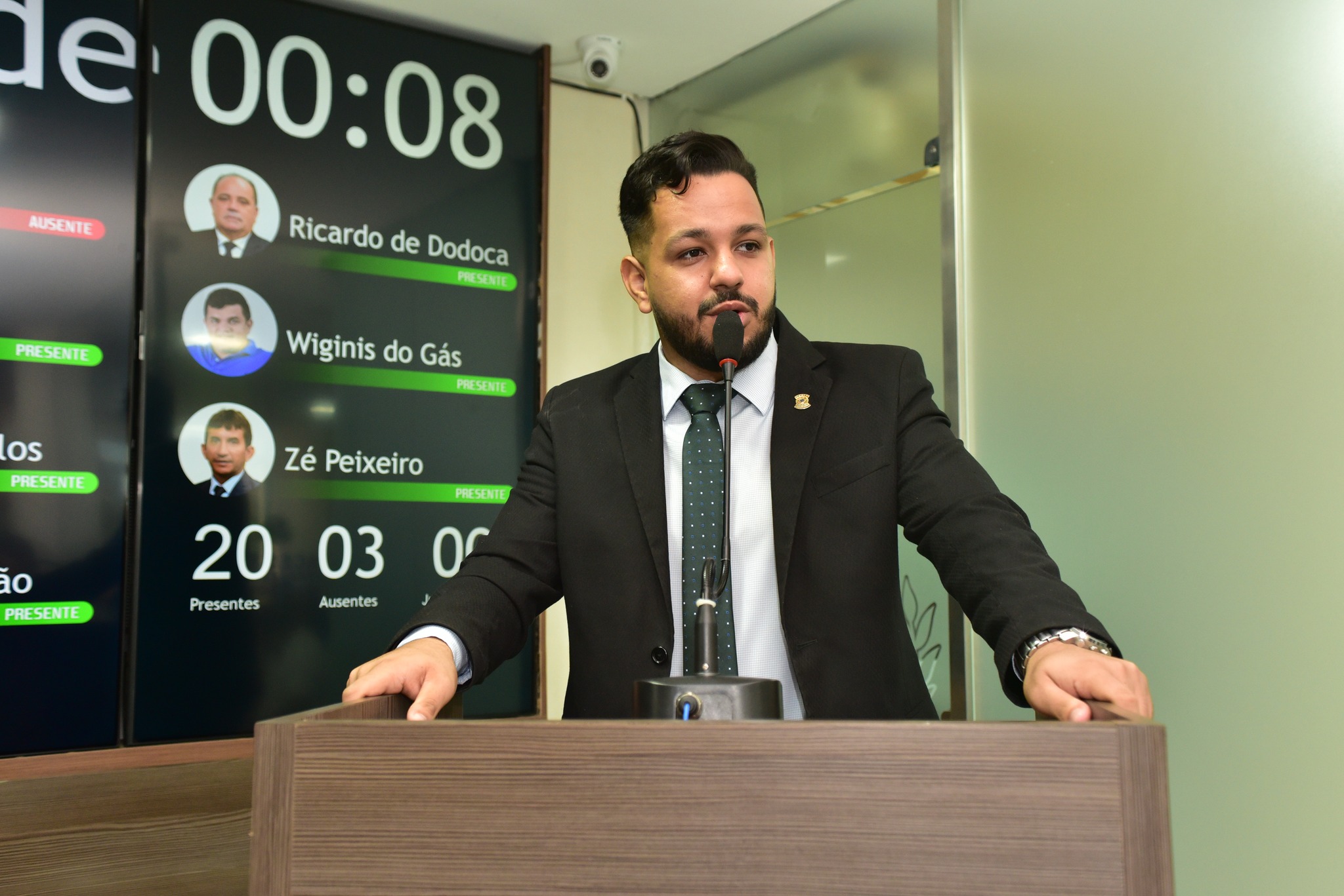 Vereador Lucas das malhas celebra a entrega de obra na Ilha de Santa Luzia